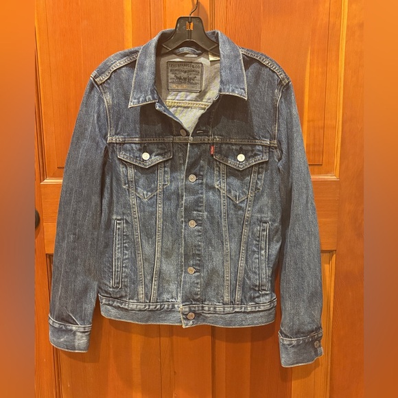 Levi’s Trucker Jacket with Jacquard By Google - Picture 6 of 17